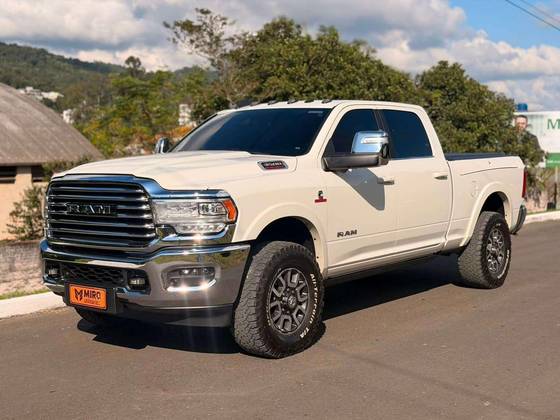 RAM 3500 6.7 I6 TURBO DIESEL LIMITED LONGHORN CD 4X4 AUTOMÁTICO RAM 3500 6.7 I6 TURBO DIESEL LIMITED LONGHORN CD 4X4 AUTOMÁTICO